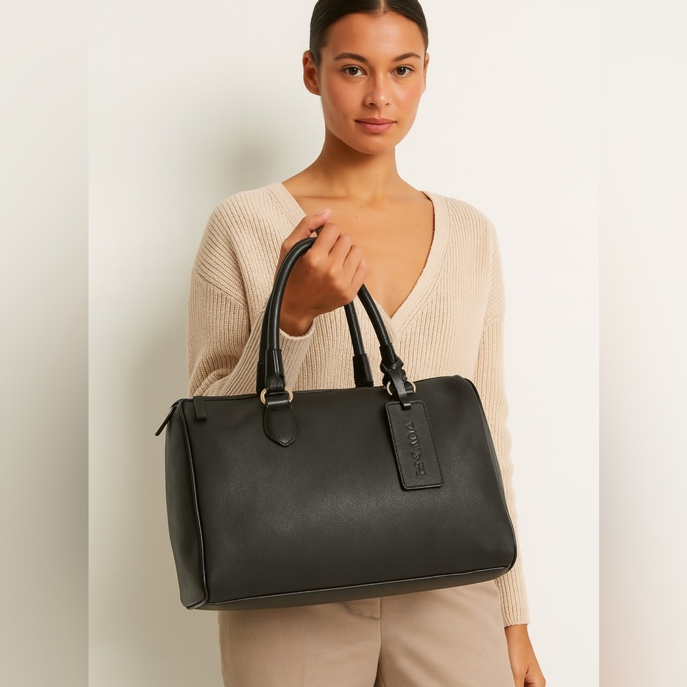 ✔️Escada Black Leather Zip Satchel Bag Purse EUC
